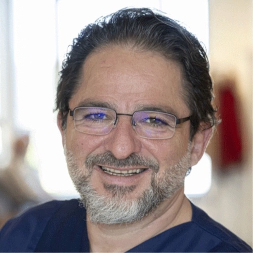 Dr. med. Mehmet Yigit